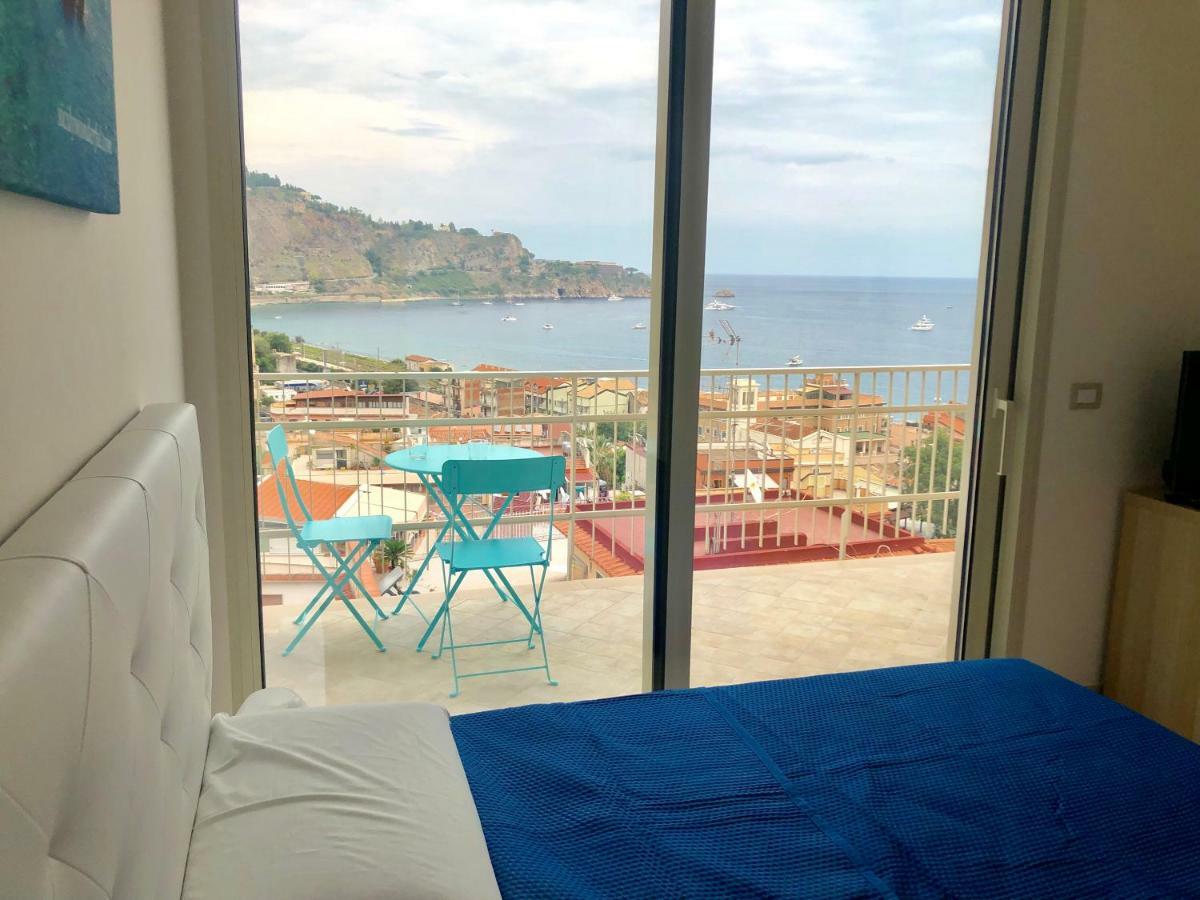 Taormina Wonderful Solarium